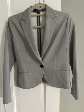 Amanda & Chelsea Light Gray Tailored Women's Blazer